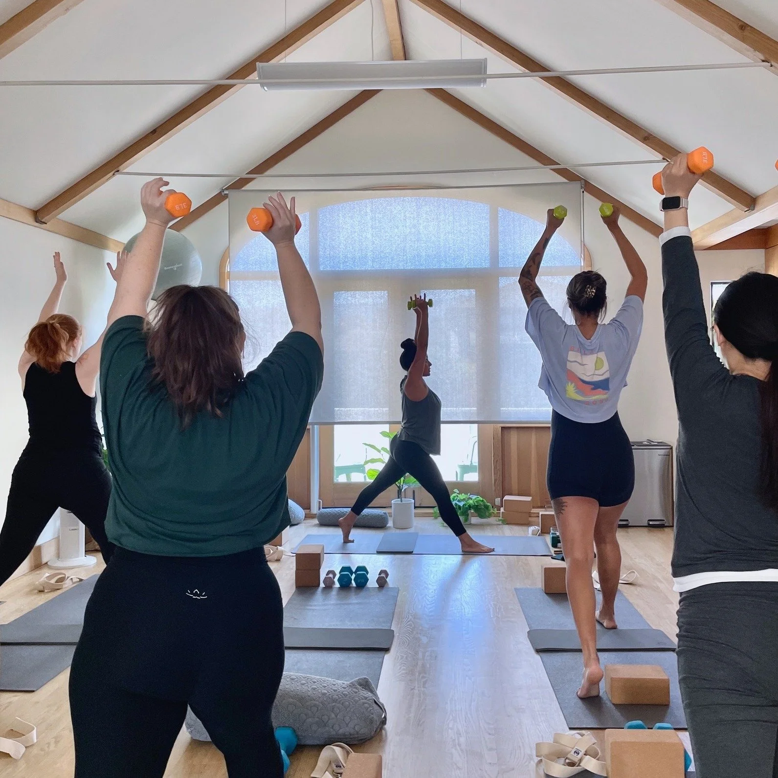 Move, stretch, and connect at Brilliant births with Baby &amp; Me yoga. These gentle classes support parents and babies alike, offering time to slow down, build strength, and share meaningful moments together.�
@brilliantbirths #fourthstreetshops #di