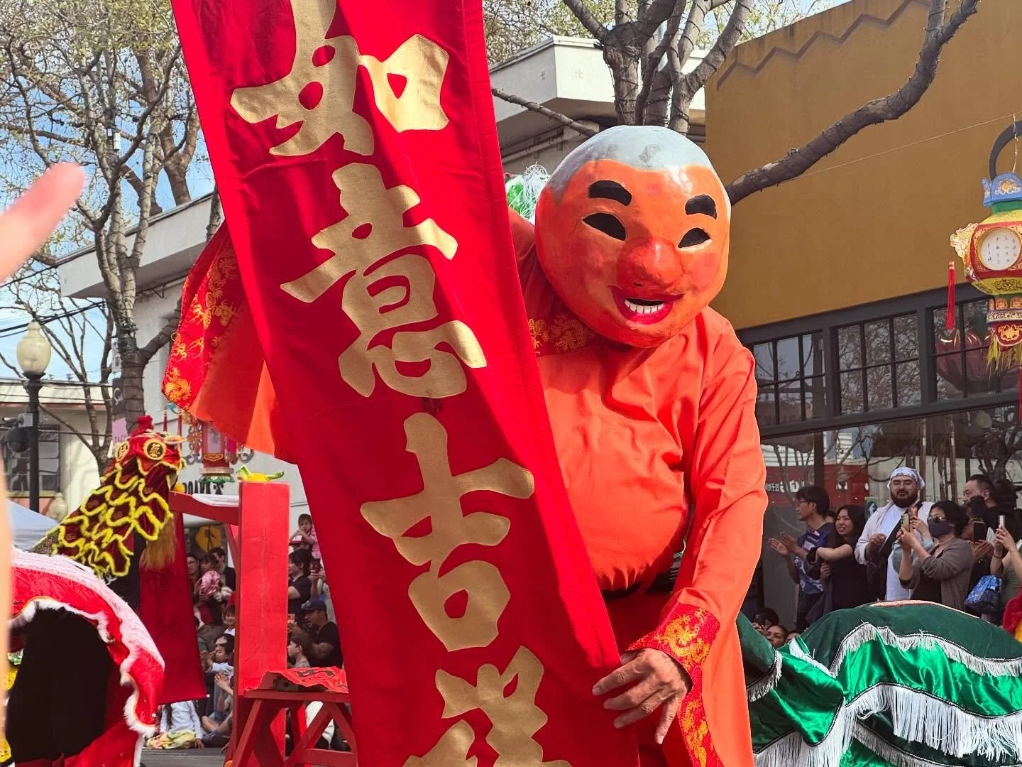 Happy year of the Fire Horse! The Lunar New Year festivities on Fourth Street were spectacular this year! Thank you to all who came out to enjoy the celebration! #fourthstreetshops #fourthstreetberkeley #discoveredinberkeley