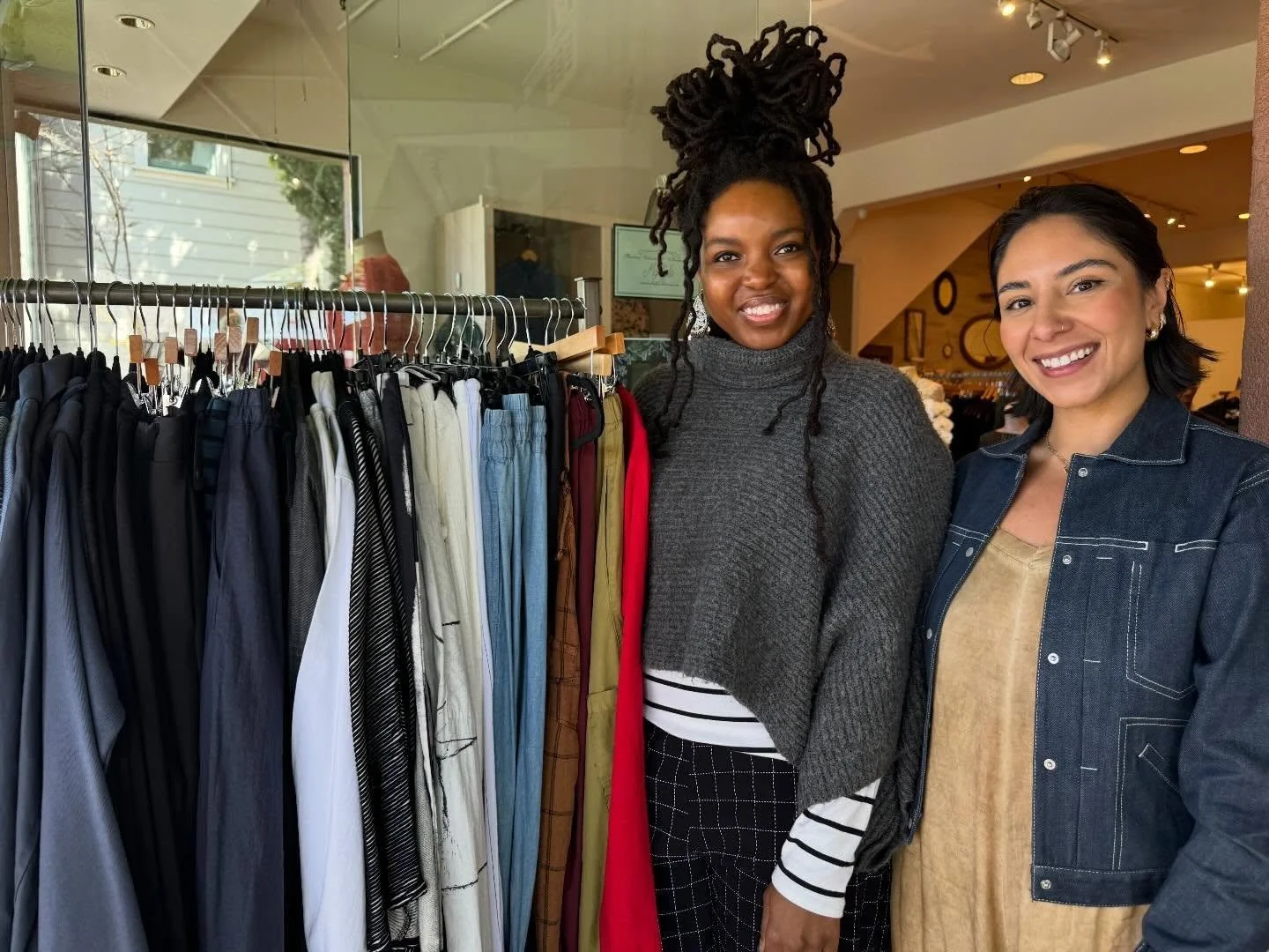 Sidewalk Sale weekend on Fourth Street.

Saturday and Sunday, March 28&ndash;29, shops will be out on the street with 40&ndash;60% off, plus music, small happenings, and a good excuse to spend the afternoon outside.

On Saturday, there&rsquo;s a smal