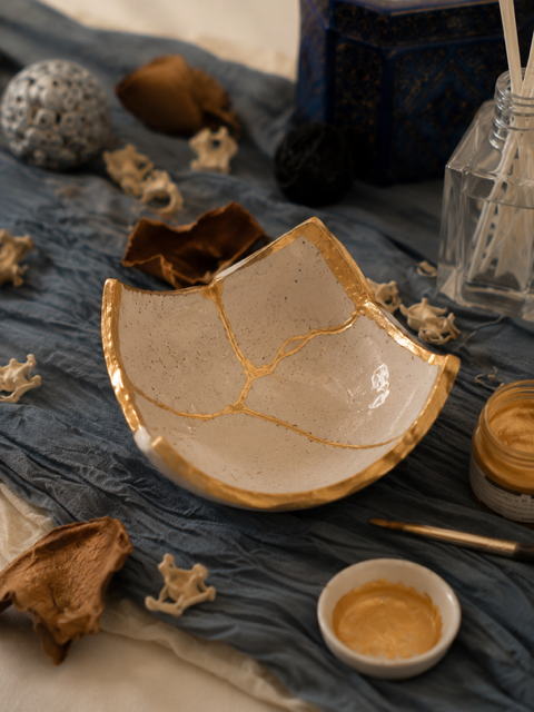 Kintsugi: The Art of Embracing Workshop