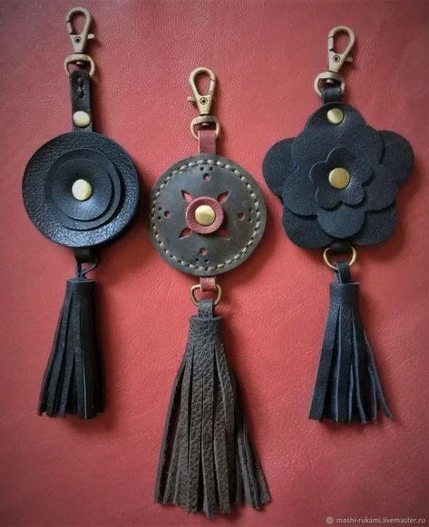 Make your own keychain using leather and beads Workshop