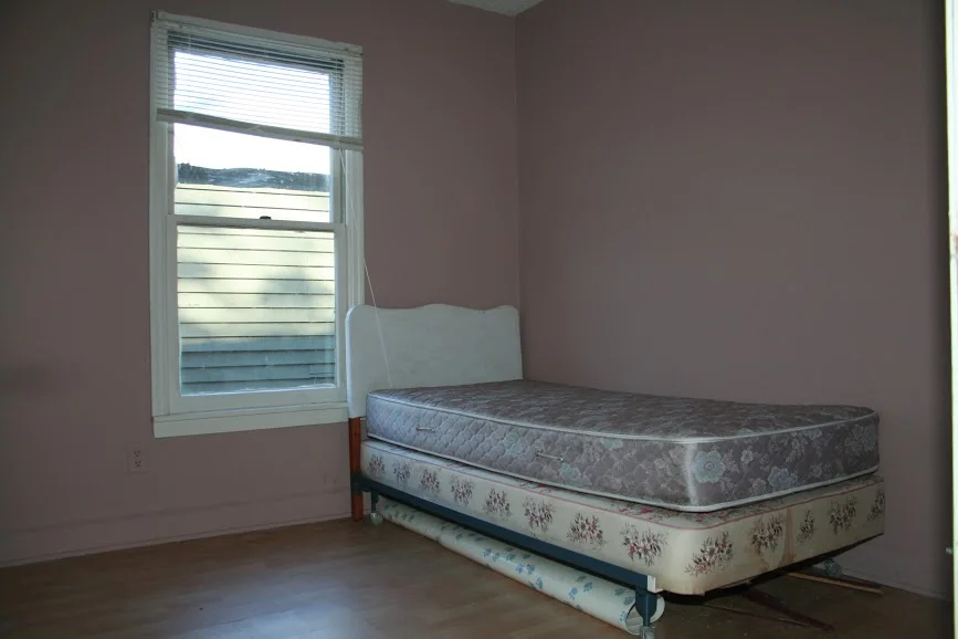 14bedroom.JPG