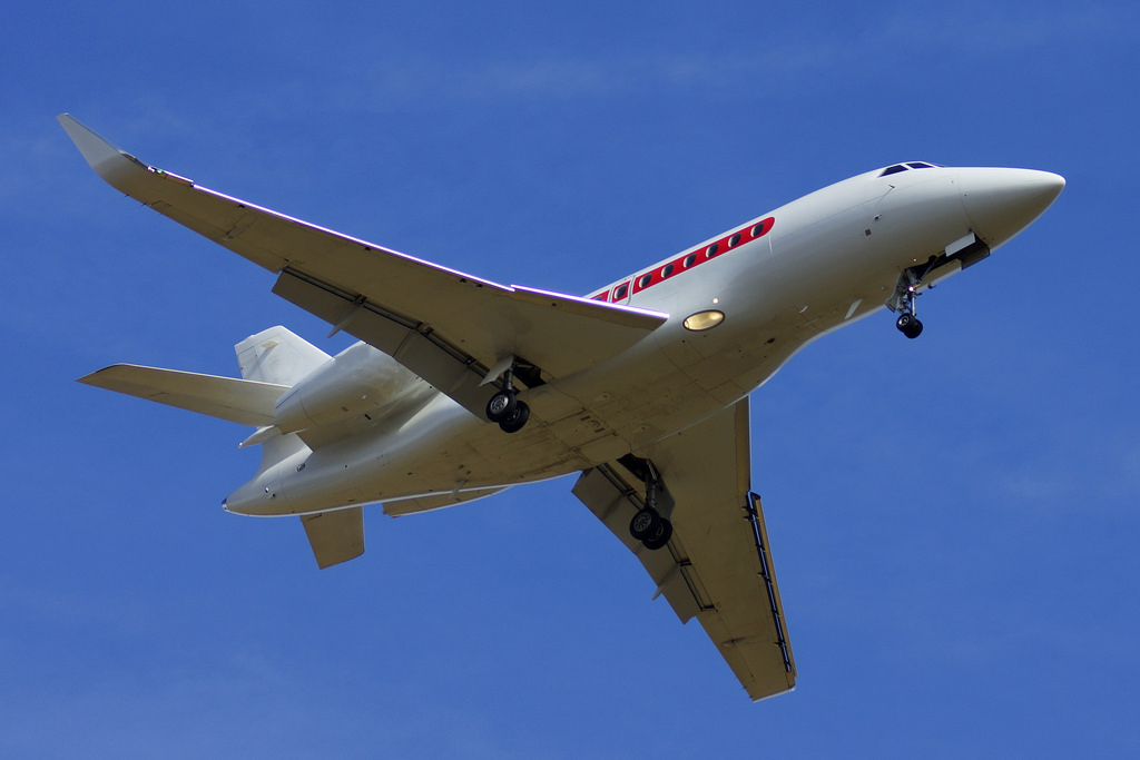 Falcon-2000-LX_2.png