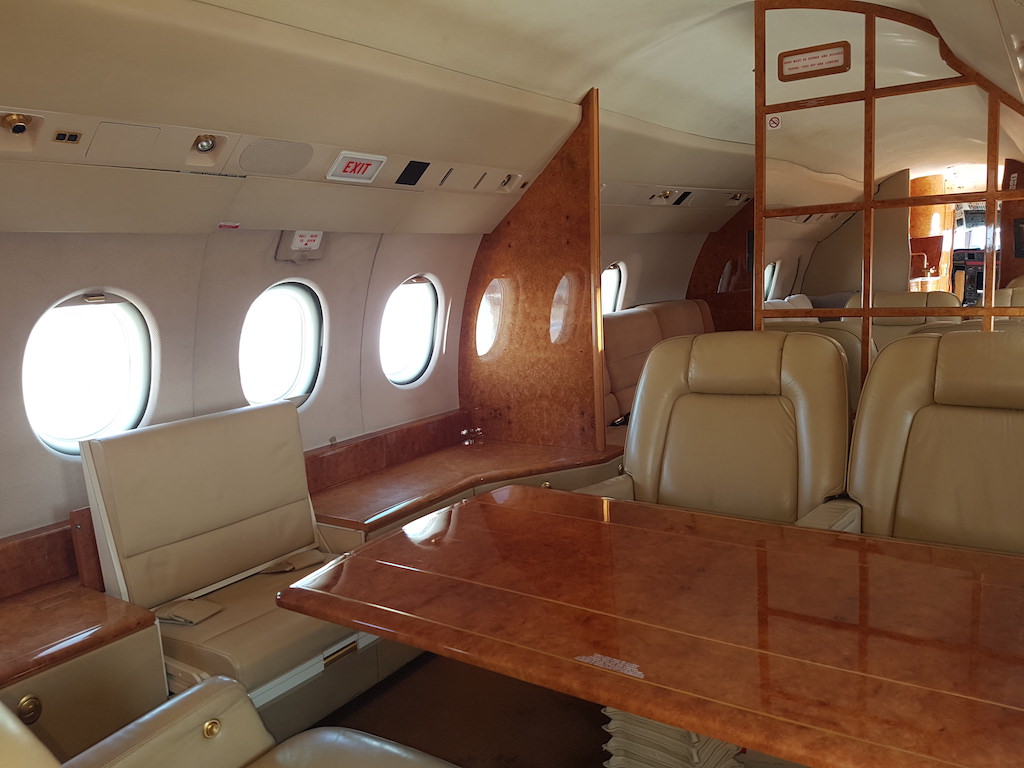 Falcon 900EX 75 06.jpeg