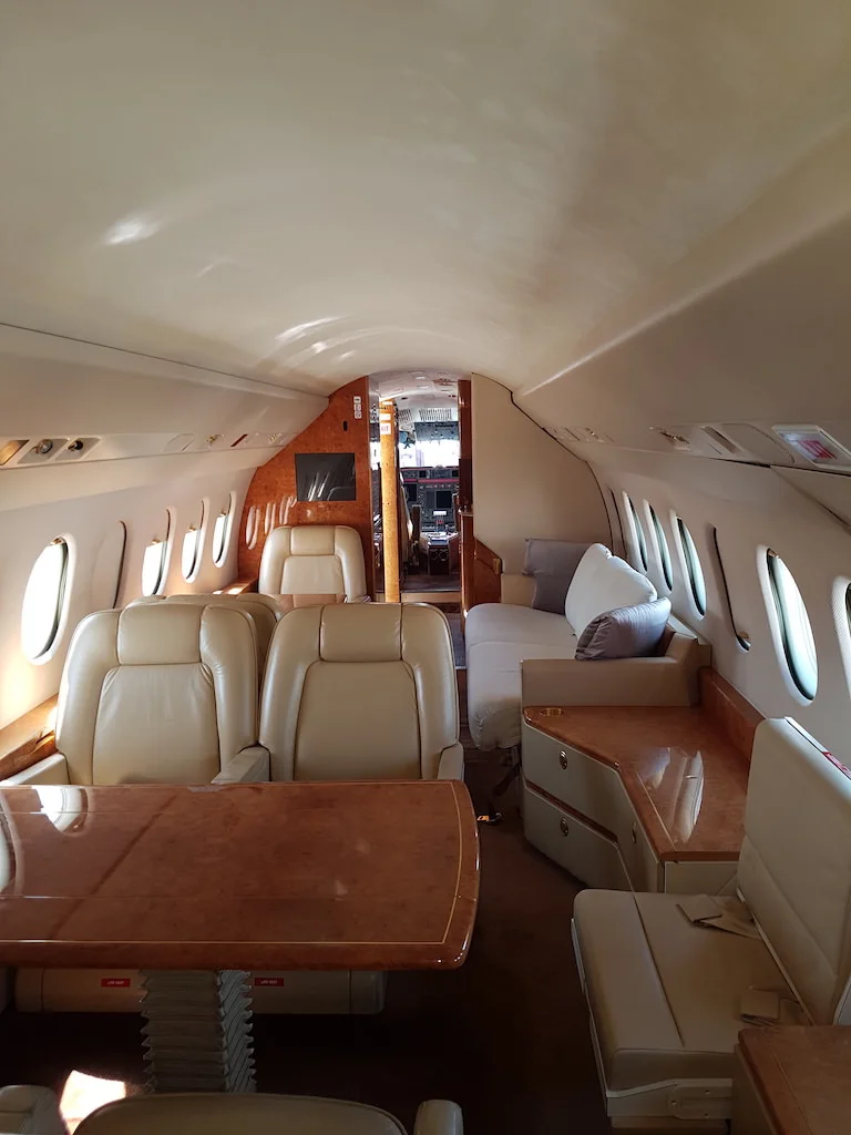 Falcon 900EX 75 10.jpg