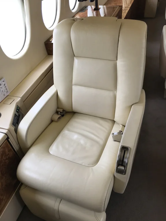 1987-Dassault-Falcon-900-11-For-Sale-07.jpg