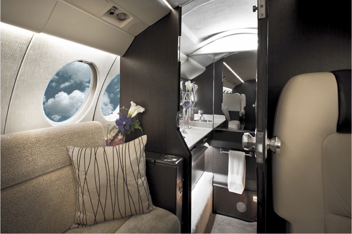 For-Sale-Falcon-50EX-SN-295-02f.jpg