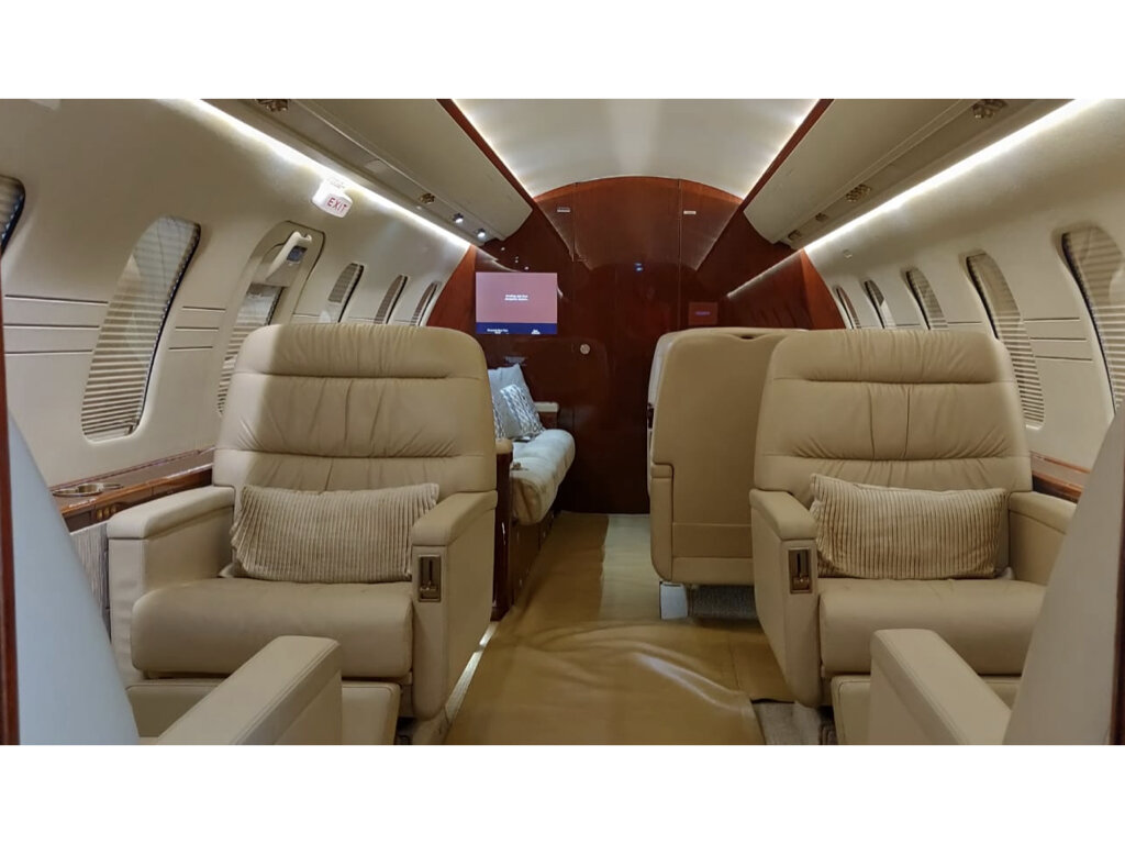 Challenger 605 For Sale 605-5785 MSP.jpeg