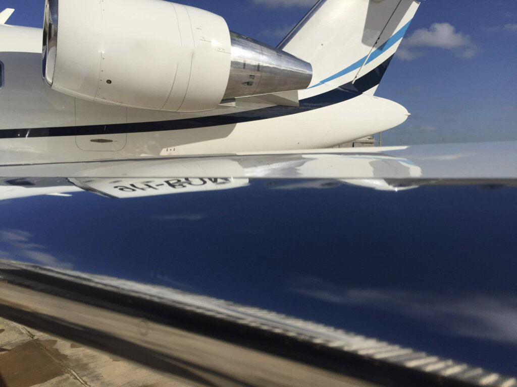Challenger 605 For Sale with WiFi.jpeg