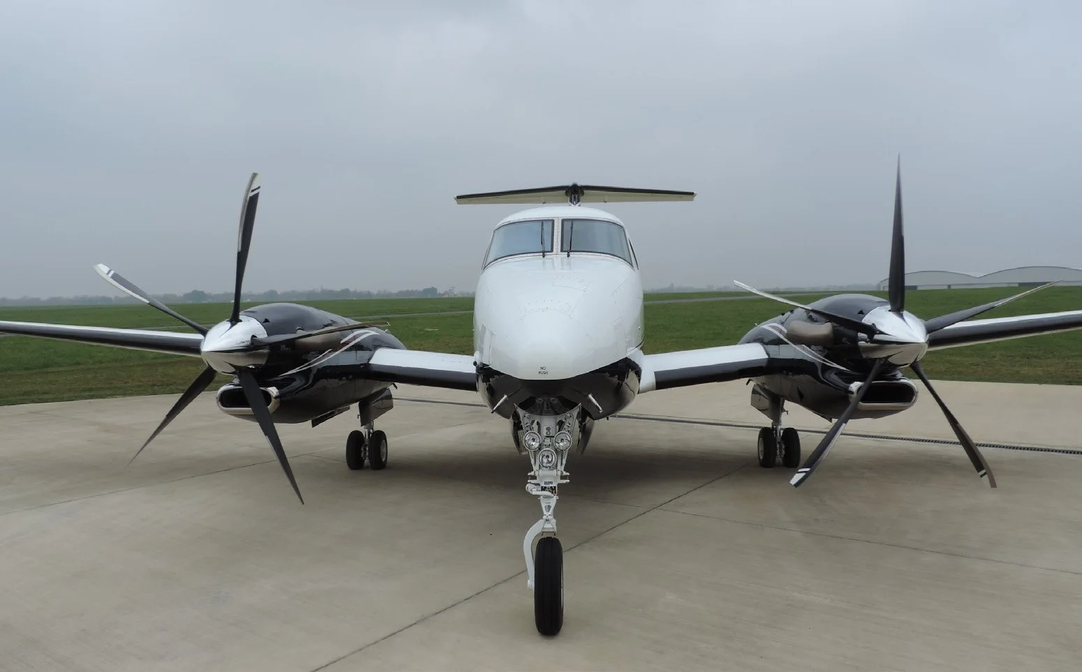 KING AIR 350i-1 For Sale.jpg