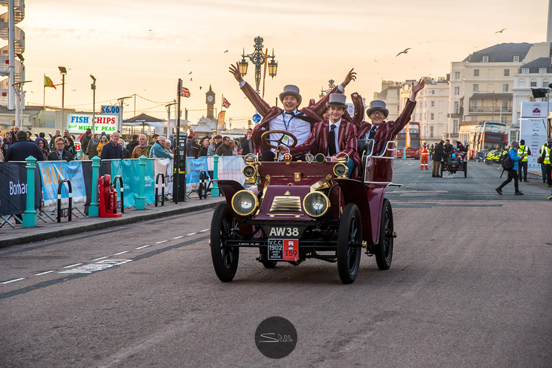 Participants from Imperial College in a James & Brown 1902 2 Cylinder 9 HP.