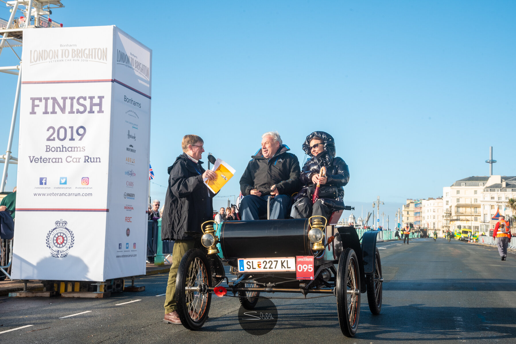  First to cross the finishing line Andreas Melkus for the third year running in his 1902 Oldsmobile. 