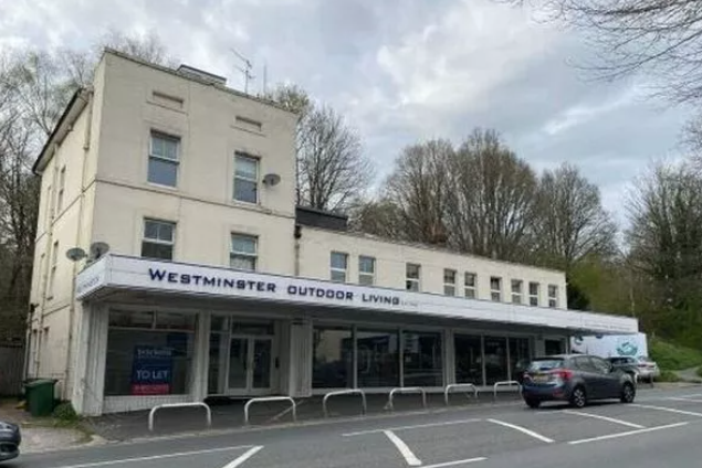  A former garden furniture showroom at 12-16 London Road, next to Tunbridge Wells  Common.  Photo by Dylan Miles. 