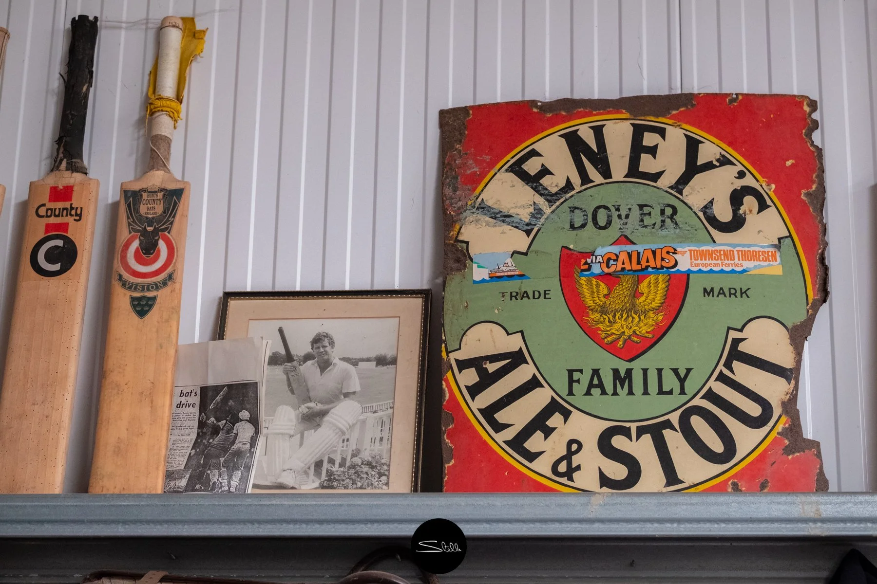 Stella Scordellis -Keeley Cricket Bats070.jpg