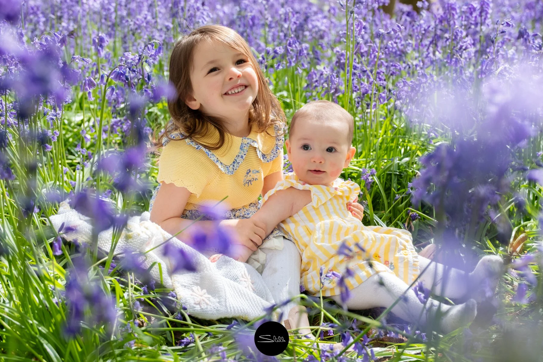 Bell and Soph Bluebells030.jpg