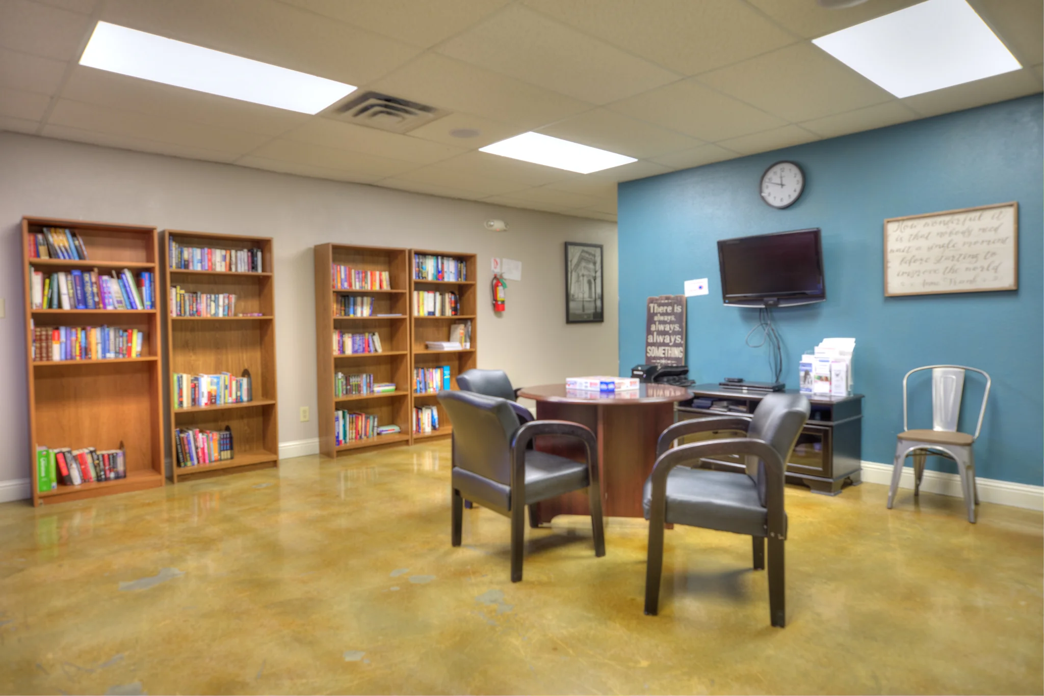 CCCC_Web-bookshelves.jpg