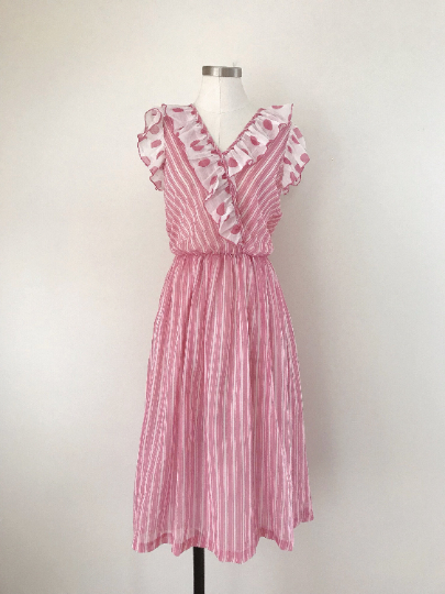 Vintage stripe ruffle collar dress