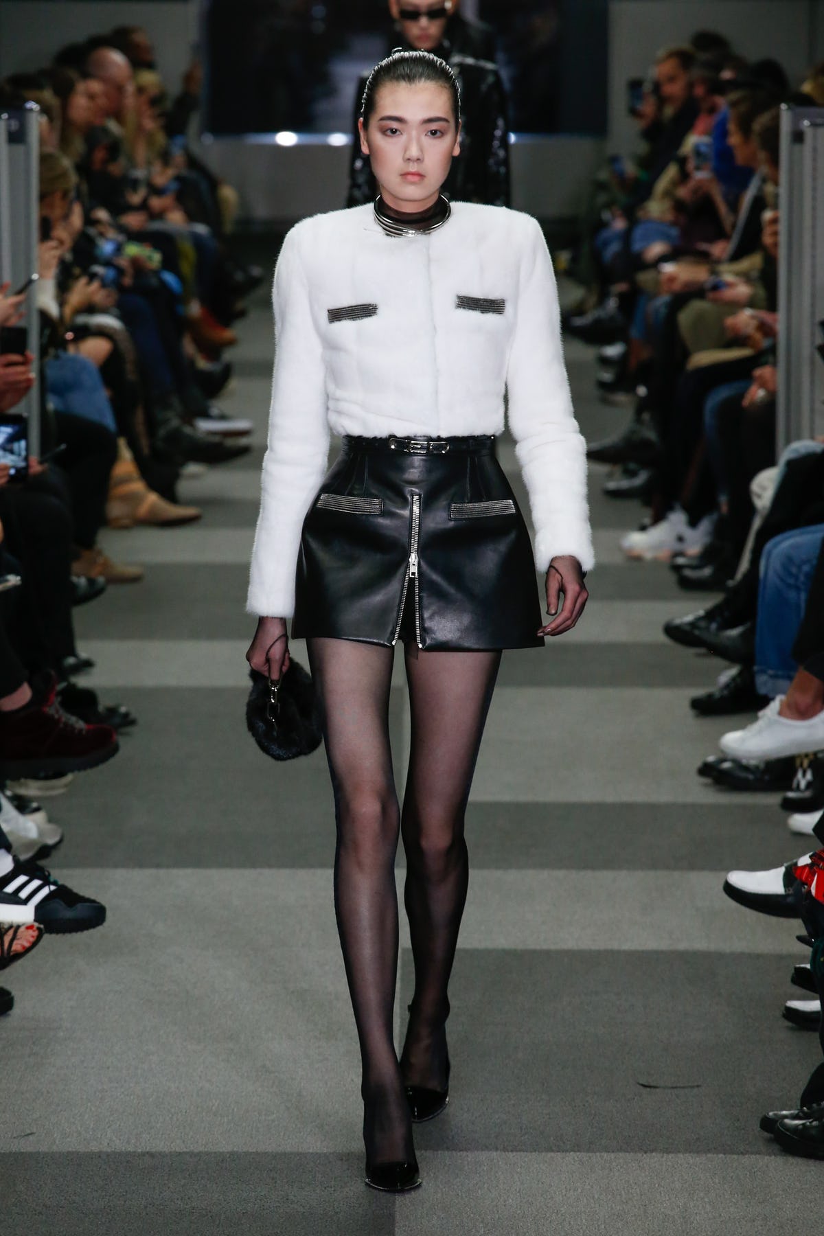 alexander_wang_look_8_ready_to_wear_autumn_2018.jpeg