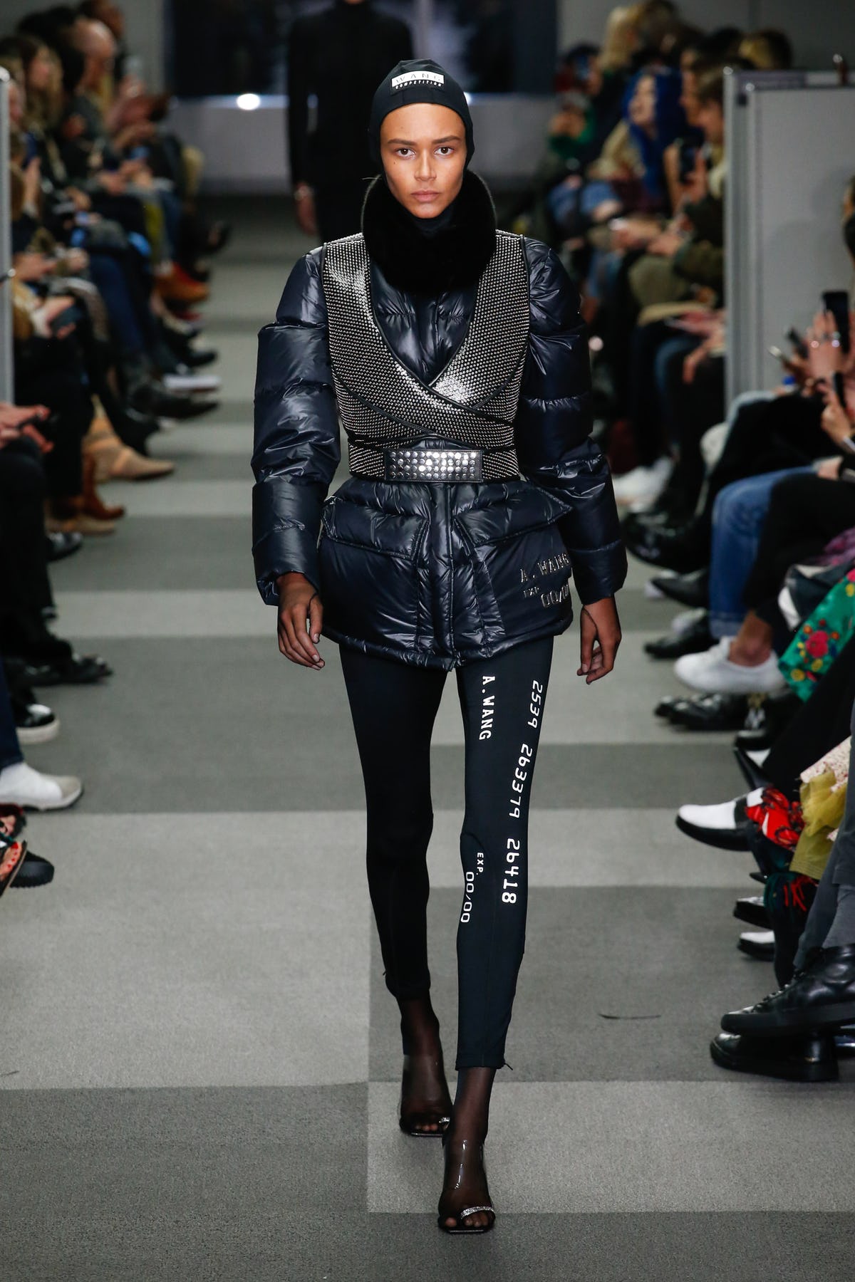 alexander_wang_look_26_ready_to_wear_autumn_2018.jpeg