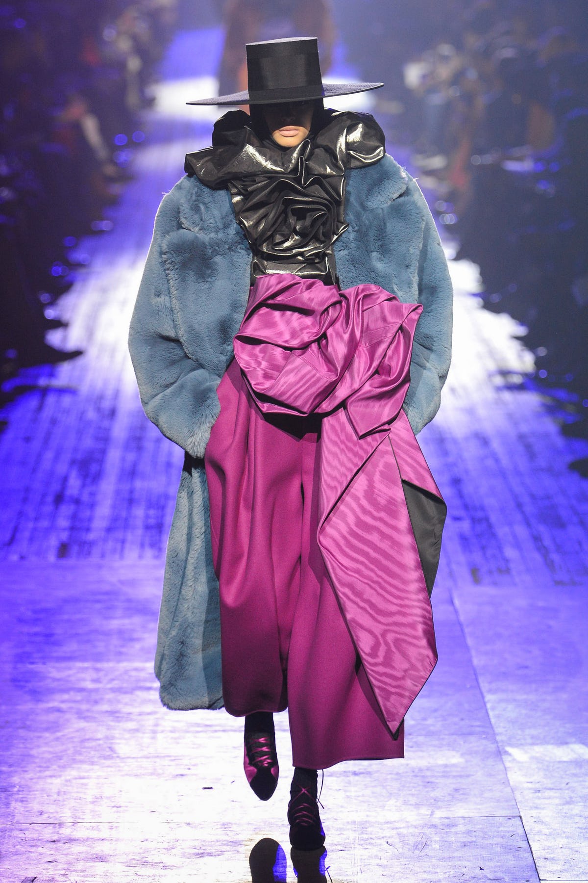 marc_jacobs_look_15_ready_to_wear_autumn_2018.jpeg