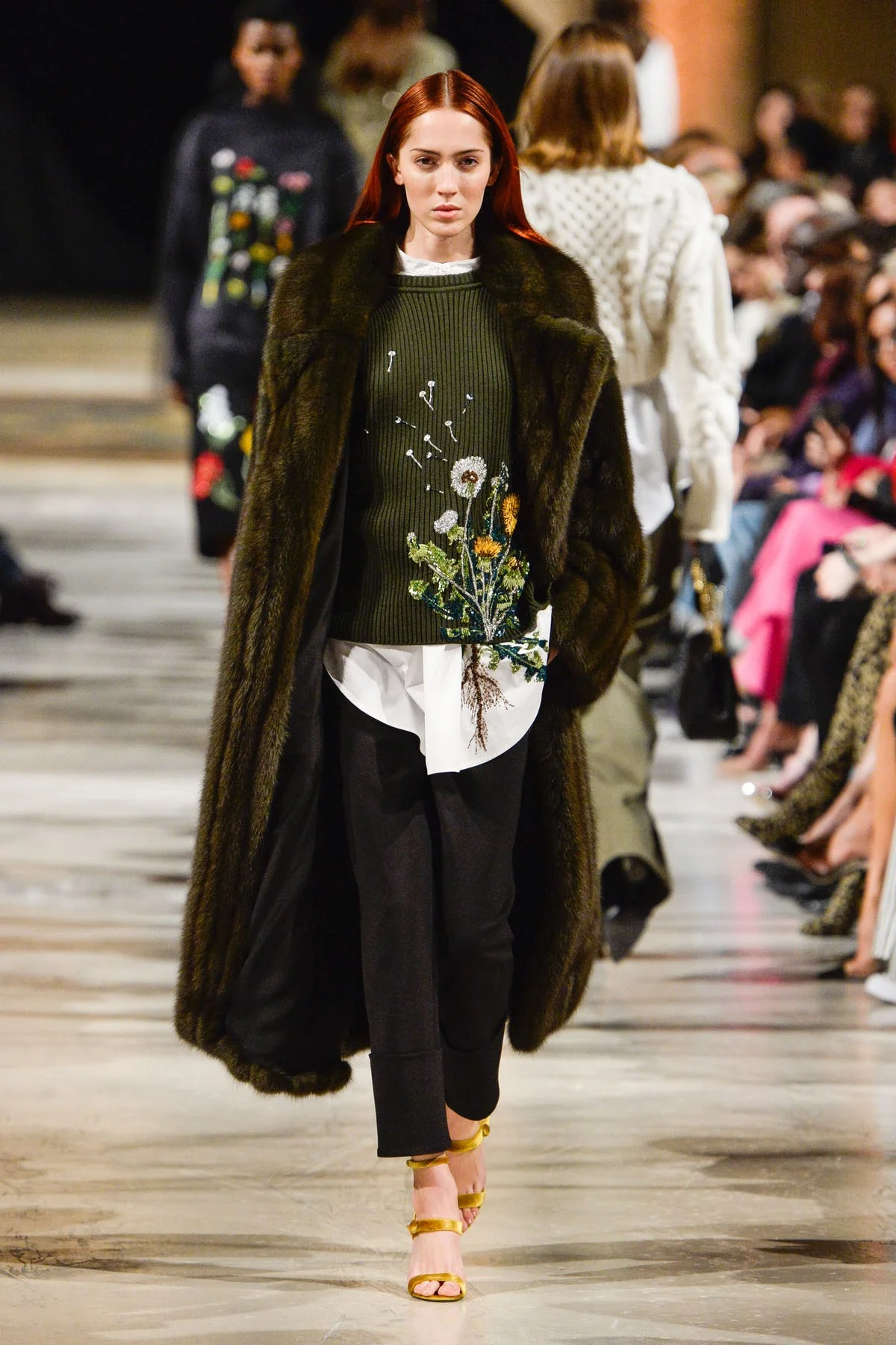 oscar_de_la_renta_look_14_ready_to_wear_autumn_2018.jpeg