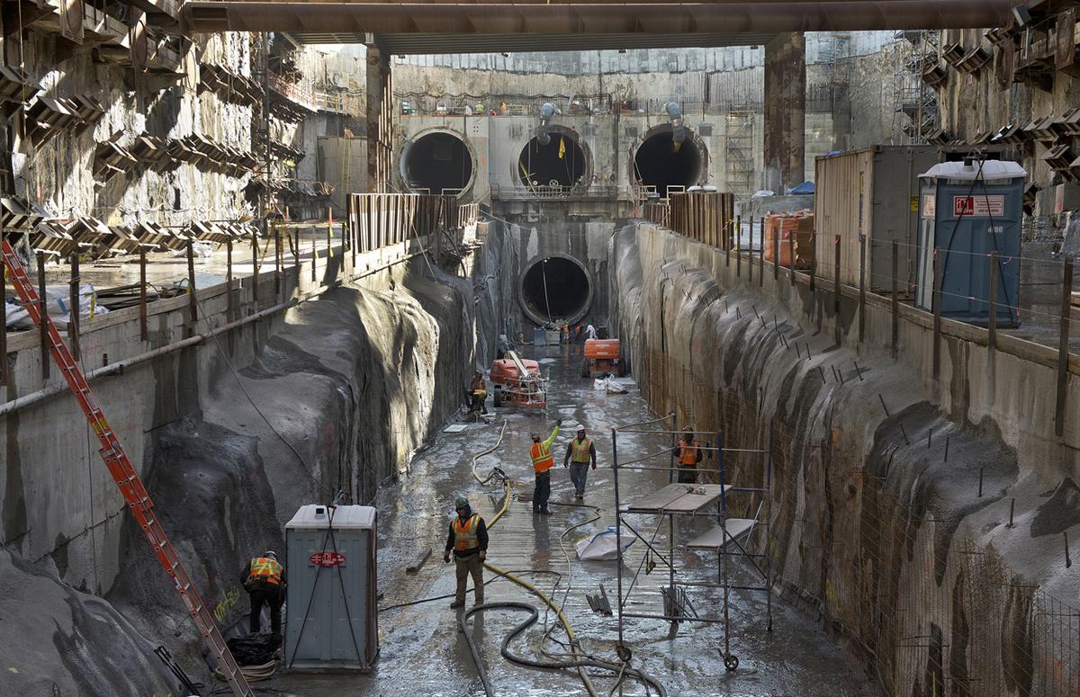 Copy of Tunnels underneath Northern Bldv, Queens, 2012. 