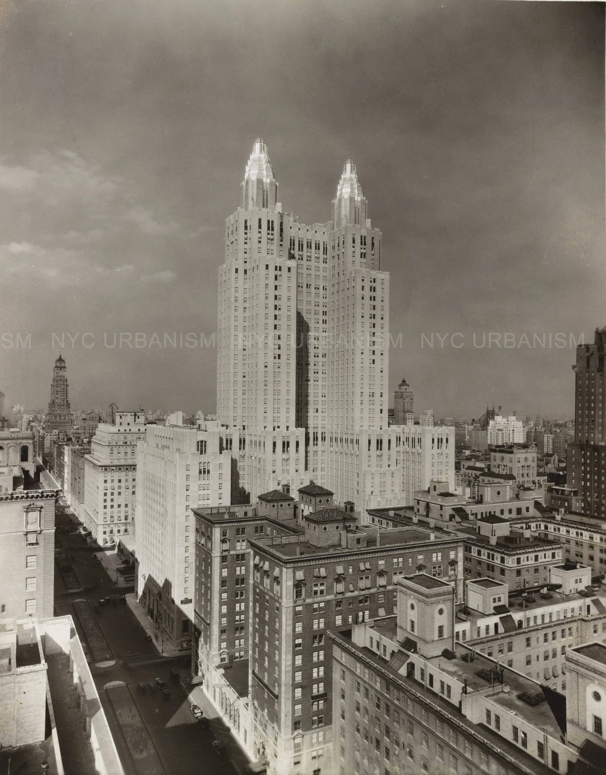 Waldorf 1931 wm.jpg