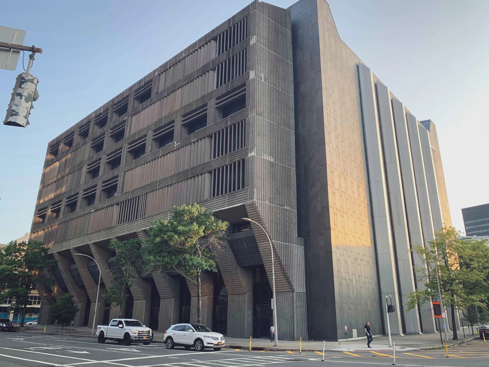 WHITE PLAINS — NYC URBANISM