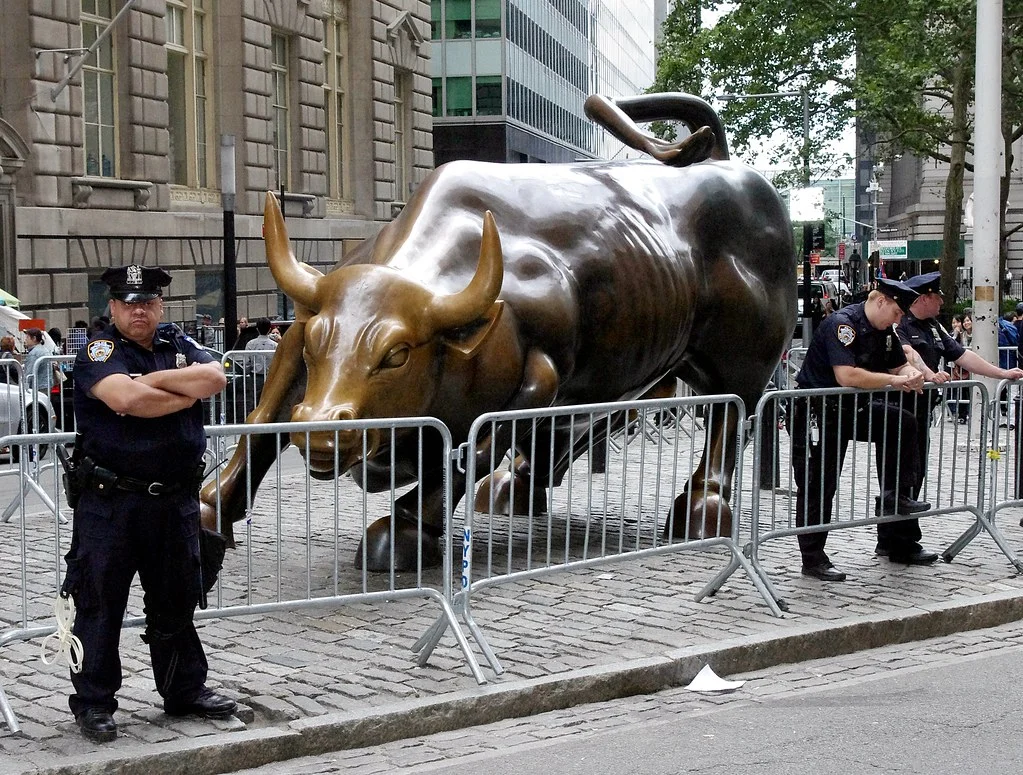 CHARGING BULL MOVING