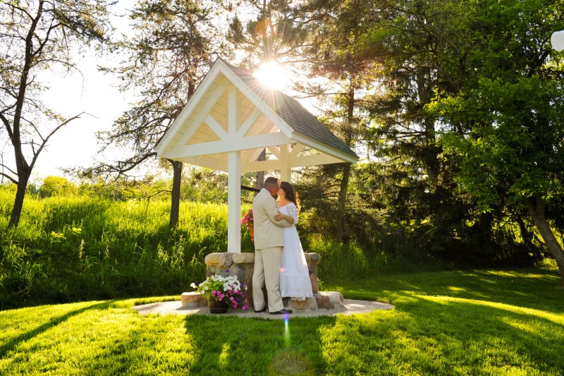 river edge bed and breakfast, river edge bed and breakfast wedding, wedding river edge bed and breakfast, wedding lowell michigan, lowell michigan wedding, grand rapids wedding, wedding grand rapids, outdoor wedding grand rapids, grand rapids outdoor wedding, outdoor wedding venue grand rapids, grand rapids outdoor wedding venue, outdoor wedding lowell, lowell outdoor wedding, outdoor wedding lowell michigan, lowell michigan outdoor wedding (1)