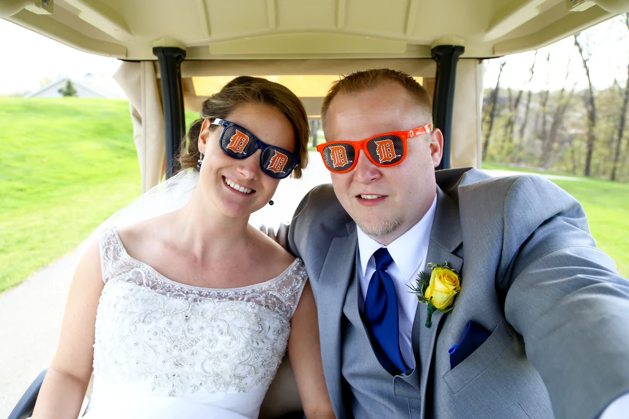 Ryan + Kelly | Detroit Tigers Wedding at Thousand Oaks