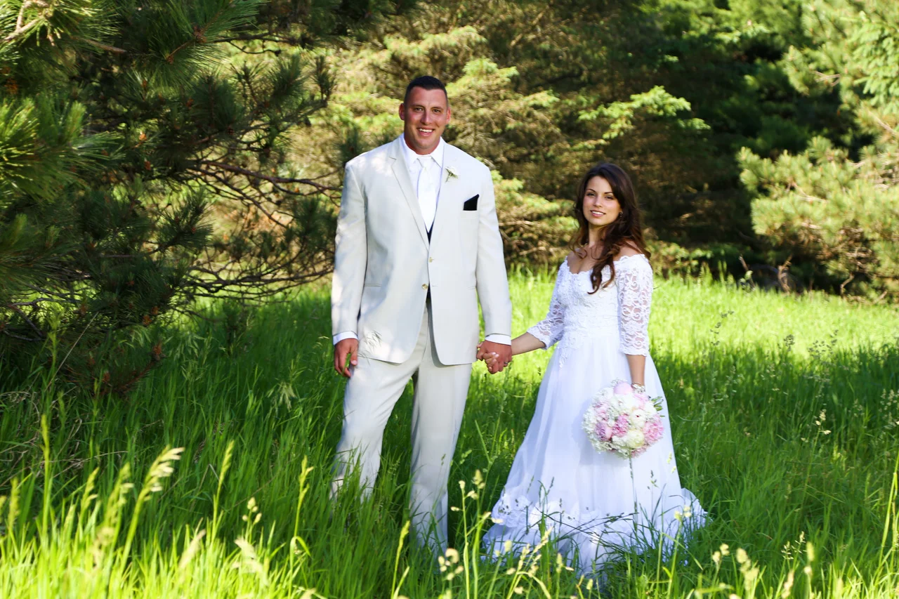 Ryan + Erica | Wedding at River Edge Bed and Breakfast