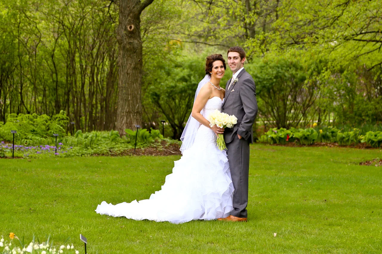 Luke + Sarah | Michigan State Horticulture Garden Wedding