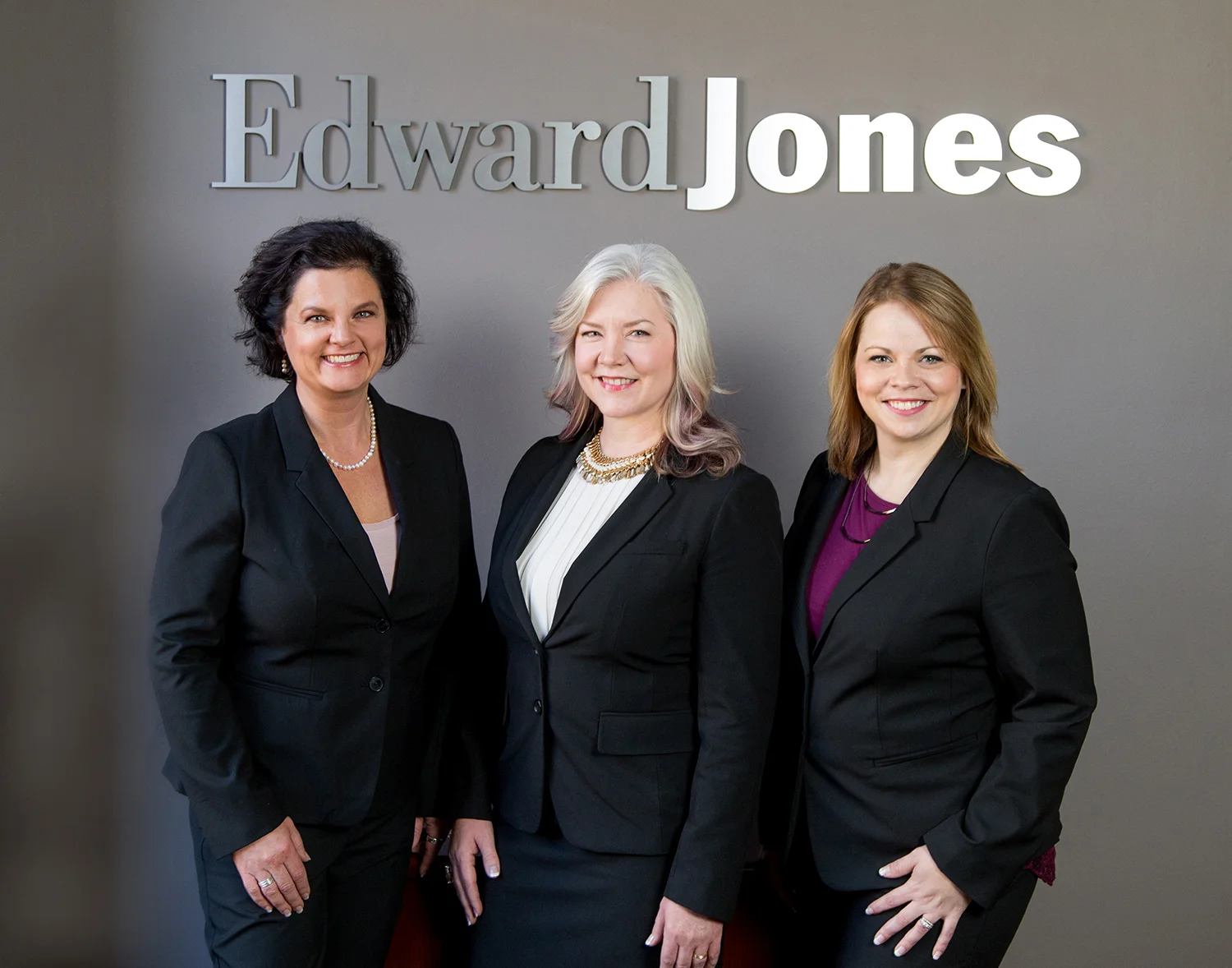 Lisa Rios Edward Jones Financial Advisor | Grand Rapids Business Photography