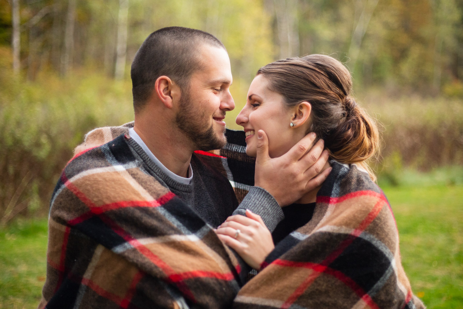fall engagement photos townsend park
