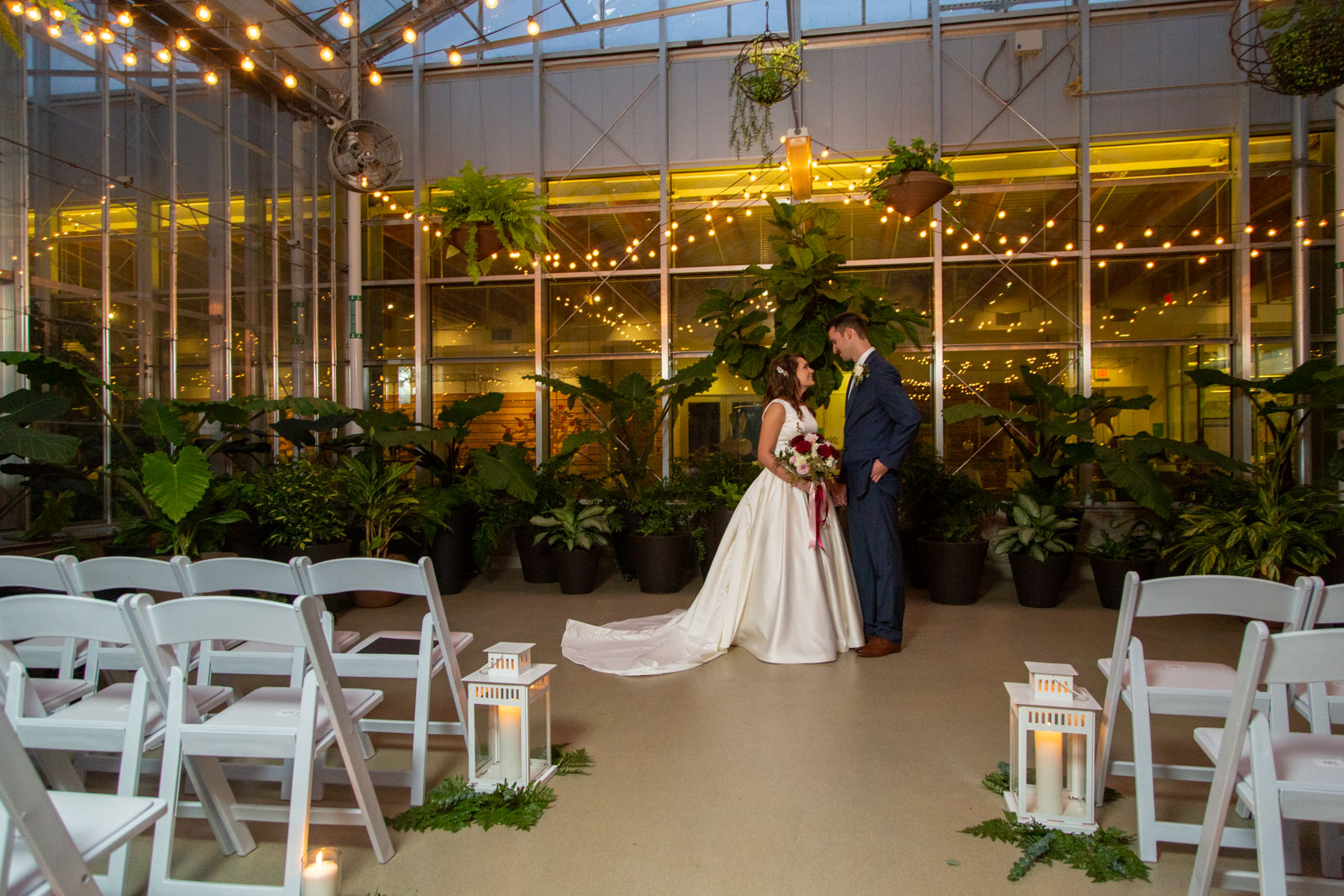 wedding at grand rapids downtown market, grand rapids wedding
