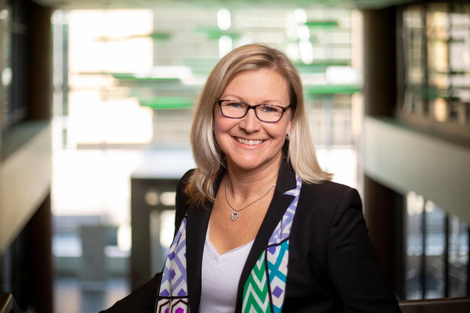 Tips for Choosing Accessories for Your Business Headshots