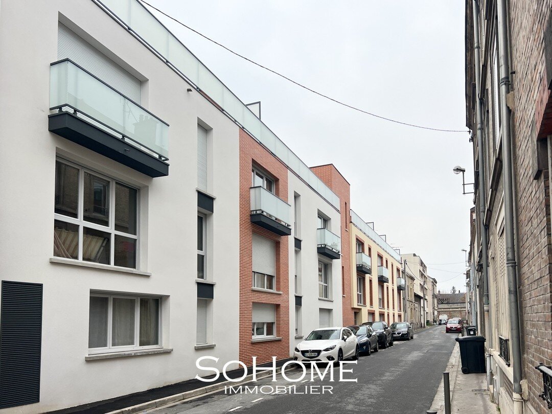 NOUVEAUT&Eacute; 🚨😁 EN VENTE 🏢❤️⁠
⁠
Reims - Secteur Cernay/Jean Jaur&egrave;s l Un emplacement de parking est disponible &agrave; la vente !⁠
⁠
SoHome ID : AUTO⁠
⁠
#&agrave;vendre #reims #immobilier #realestate #sohomeimmobilier #home #appartement