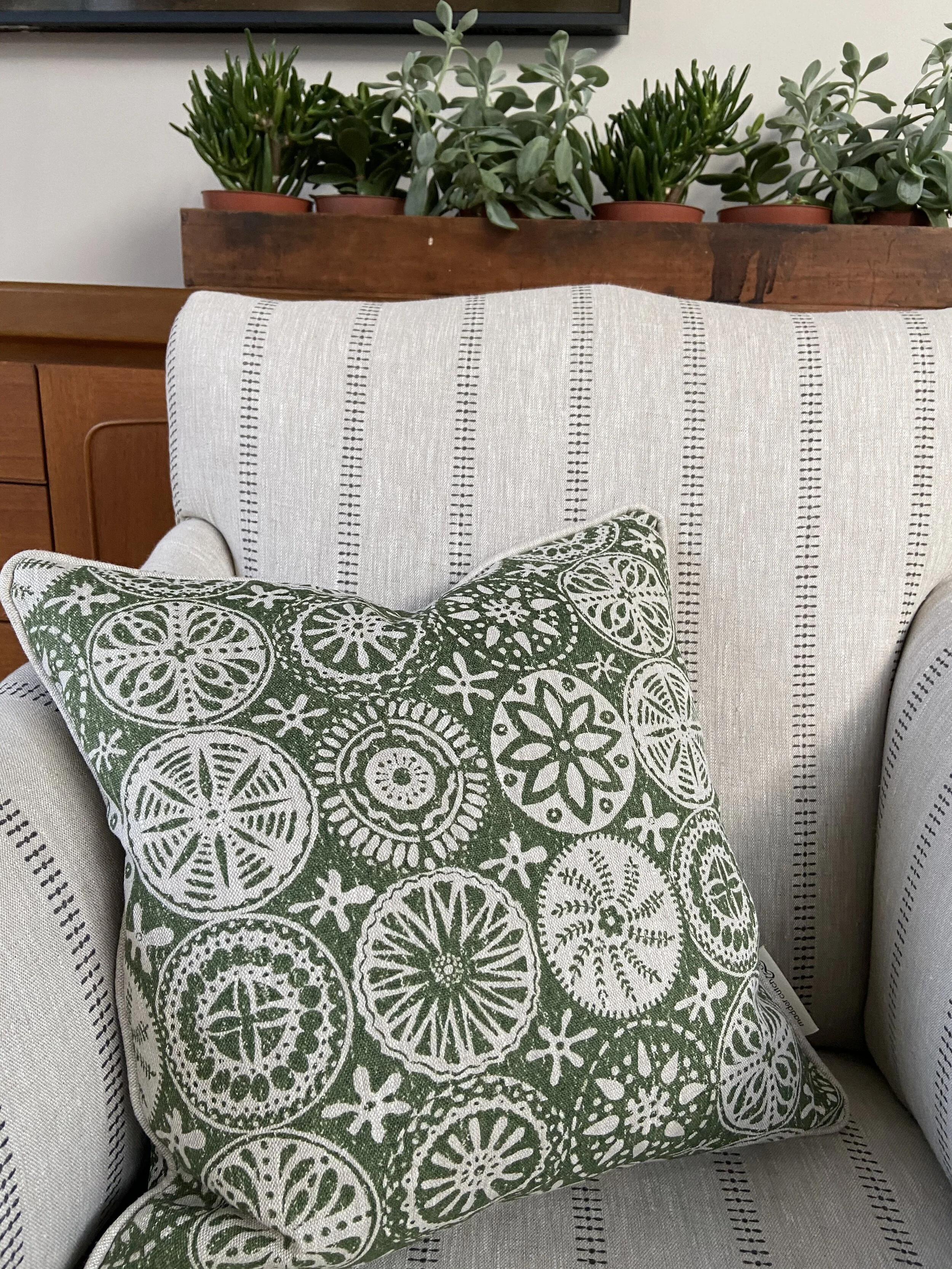 organelles small, box green