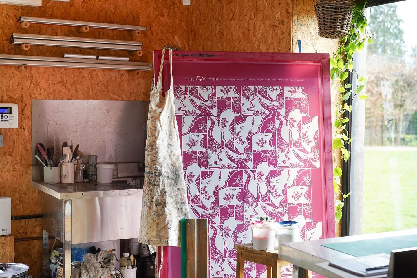 Missing the sunshine on our printing days.  Roll on the summer.  This screen is the first design in our collaboration project with @emilyrosetextile as part of the wonderful @homofaber fellowship programme. It is available soon in the Cliffe&amp;Crid