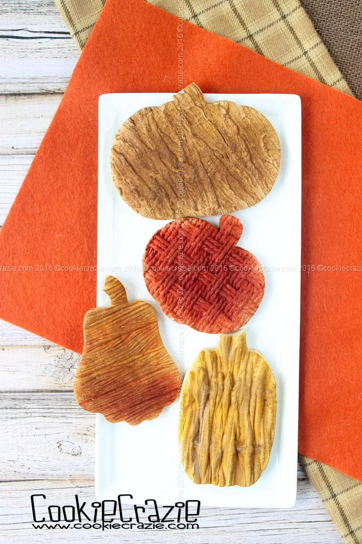 Textured Pumpkin Decorated Cookies (Tutorial)