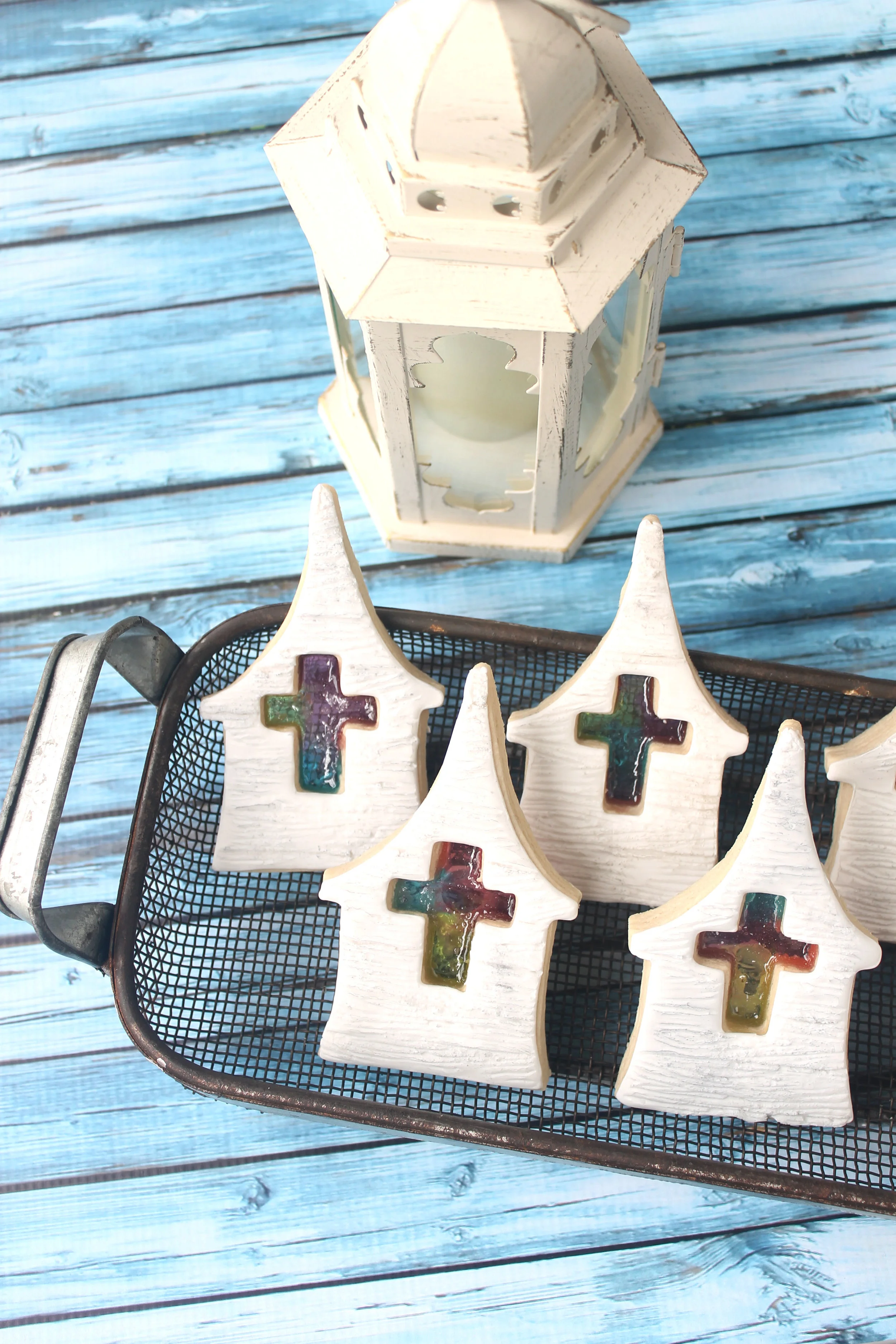 Stained Glass Church Decorated Cookies (Tutorial)