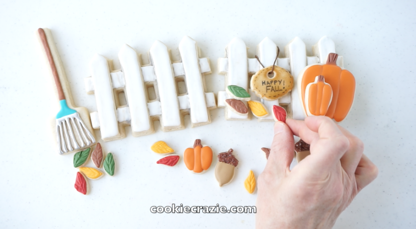  Build a little autumn scene with mini pumpkins, leaves, acorns and even a rake cookie. 