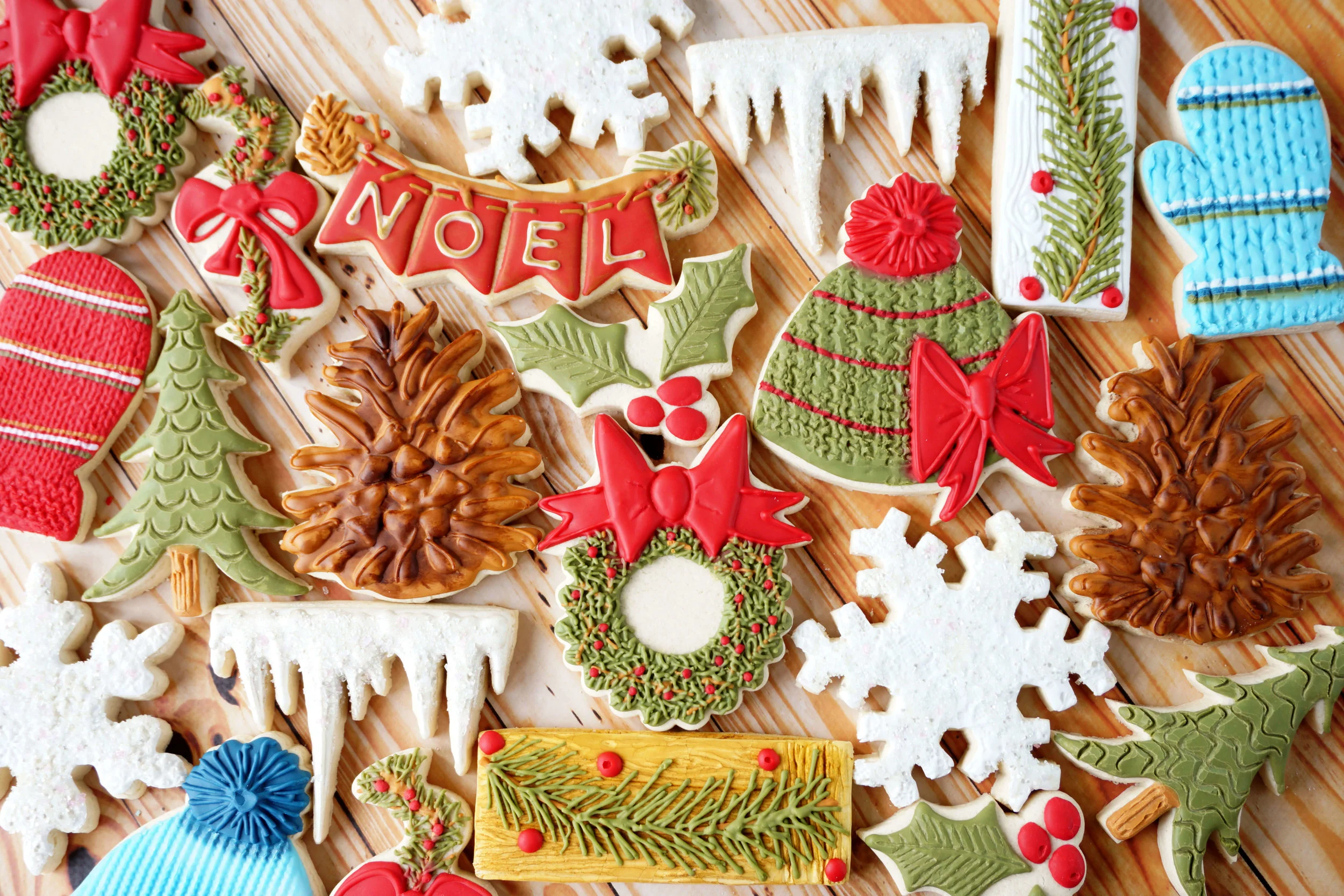 Woodsy Christmas Decorated Cookie Collection