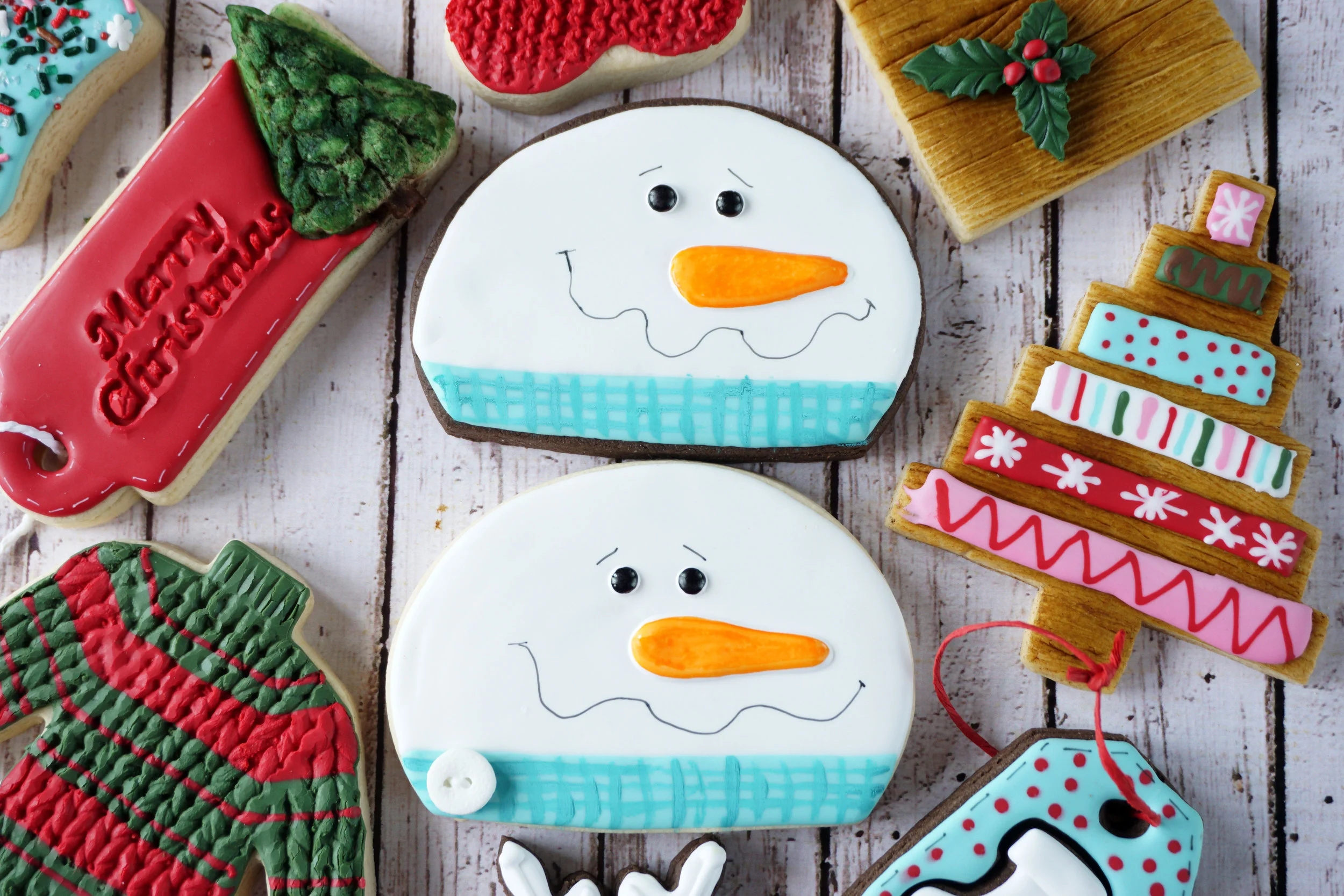 Semicircle Snowman Decorated Cookies (Tutorial)