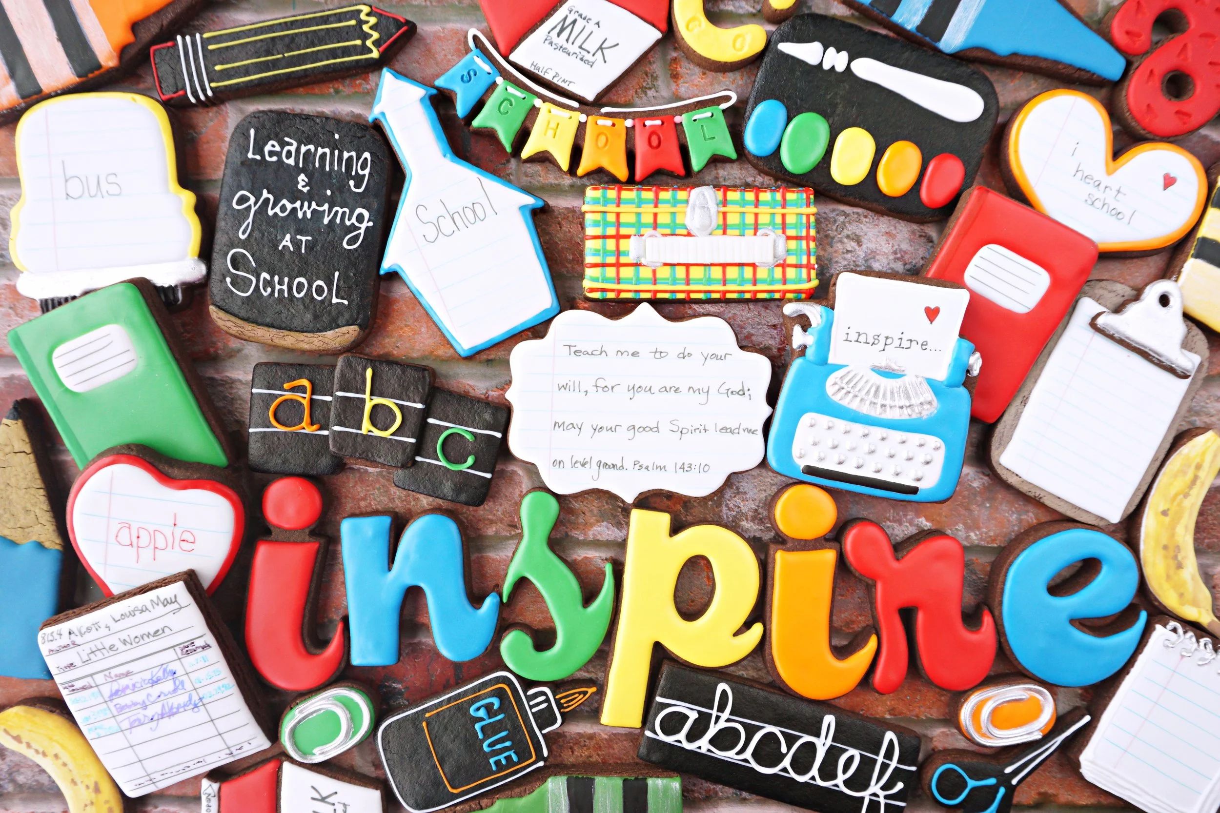 INSPIRE 2019 Back-To-School Decorated Cookie Collection