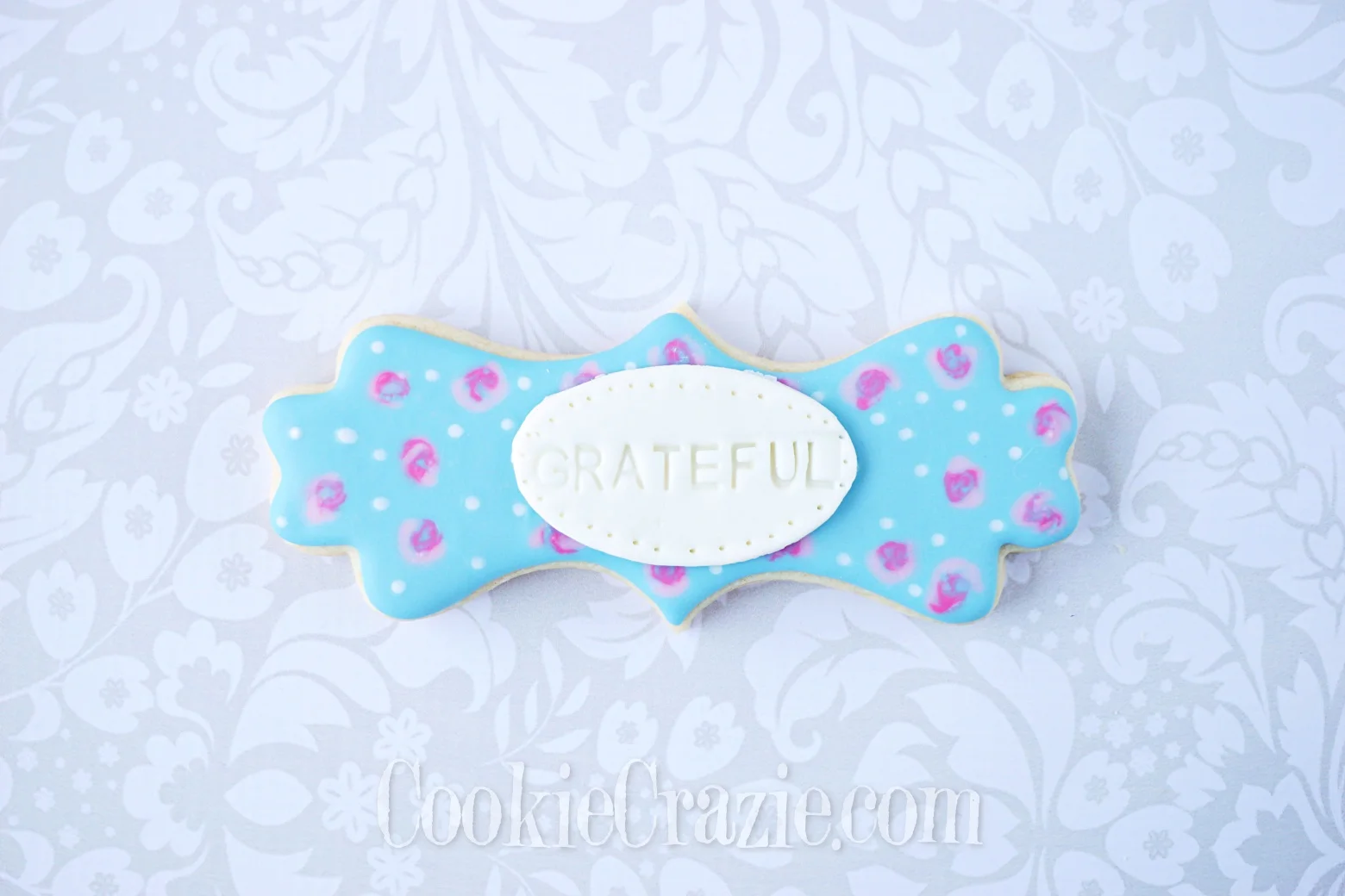 Grateful Skinny Plaque Decorated Sugar Cookie