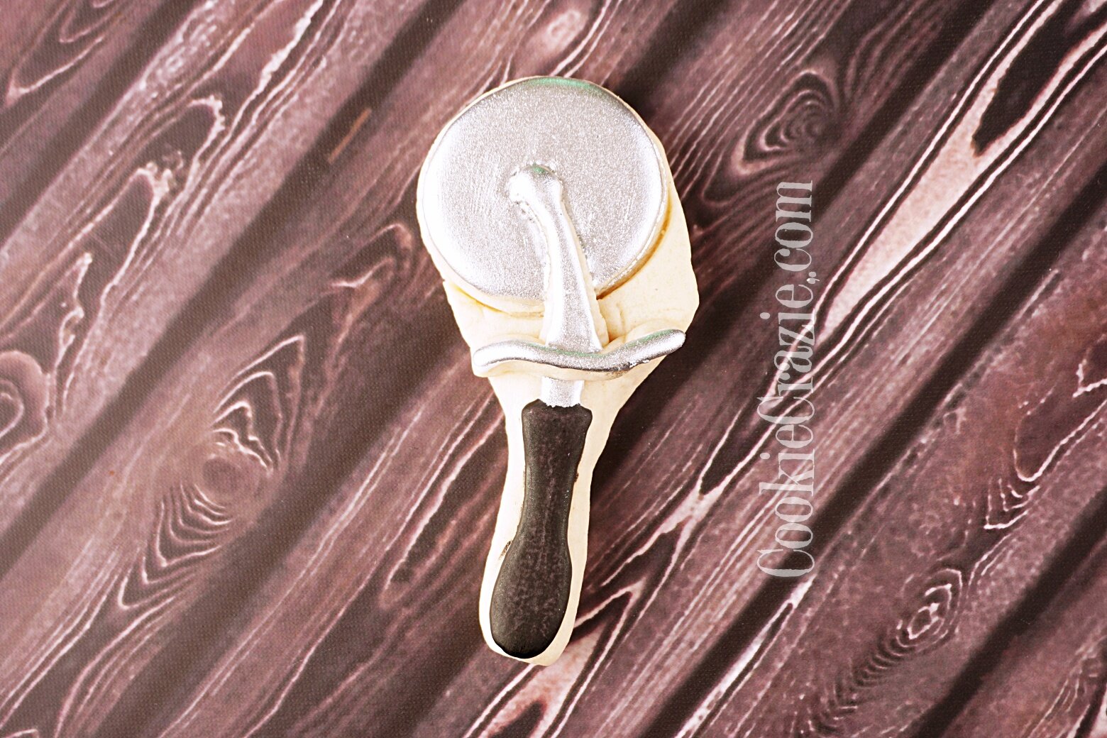  Pizza Cutter Decorated Sugar Cookies YouTube video  HERE  