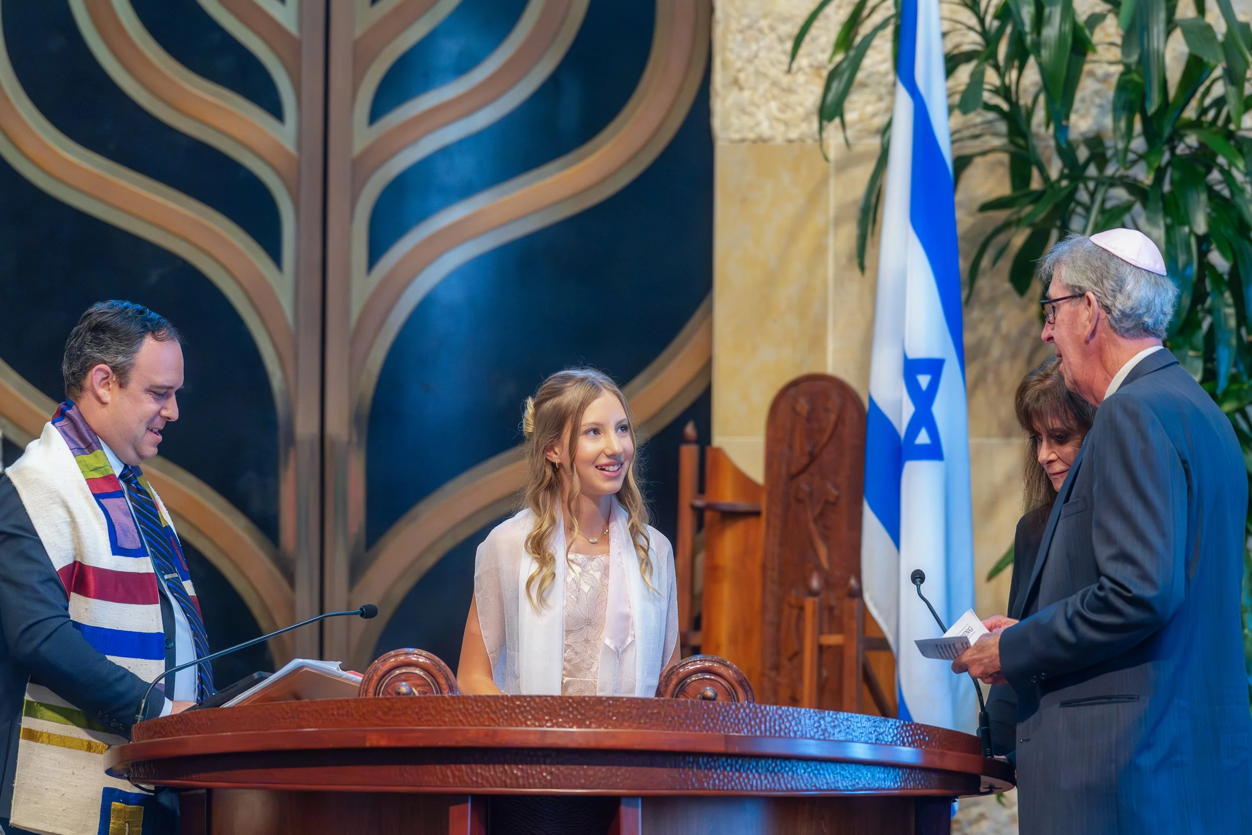 EMMA'S  BAT MITZVAH  CEREMONY0503.jpg