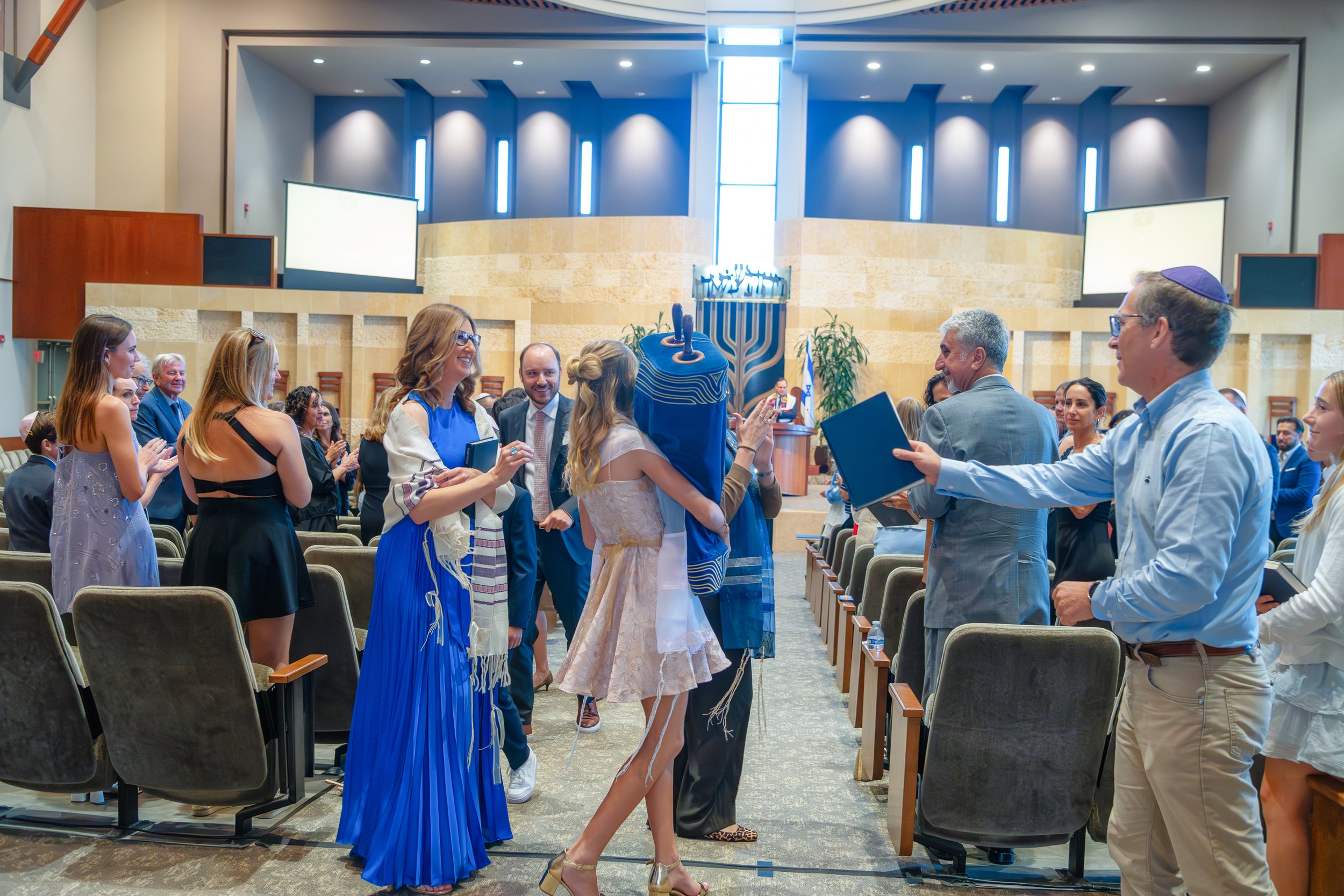 EMMA'S  BAT MITZVAH  CEREMONY0678.jpg